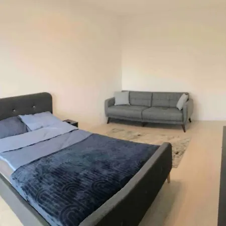 Apartamento The One Studio, 158 Bucarest