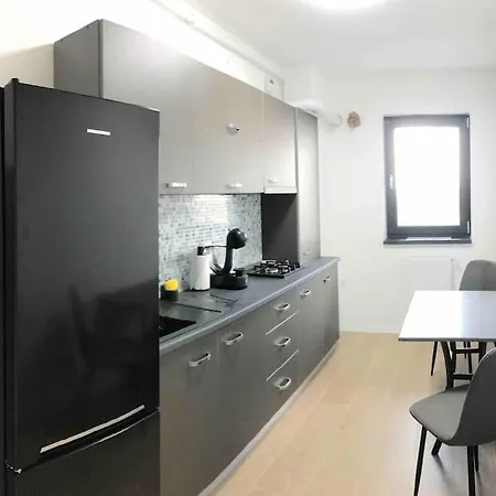 The One Studio, 158 *